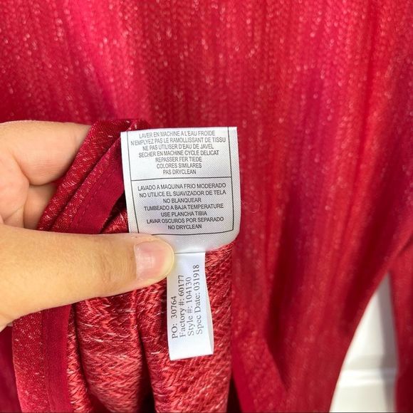 Women’s Antigua Blackhawks Equalizer Cowl Neck Red Pullover Sweatshirt Sz M - Picture 7 of 12